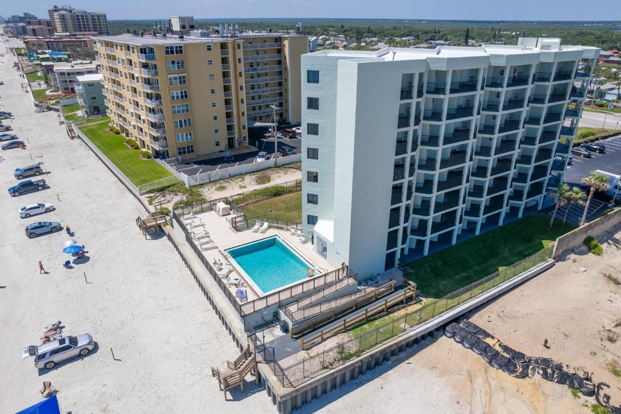 Ocean View With A Beachfront Pool At Ocean Trillium Condo ~ 403 New Smyrna Beach Exteriör bild